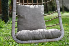 Hanging chair - rattan