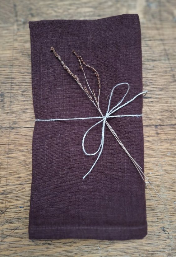Ubrousek 40 x 40 cm - 100% len - burgundy