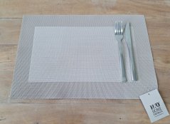 Plastové pletené prostírání – omyvatelné, 70 % PVC + 30 % polyester - světle béžové