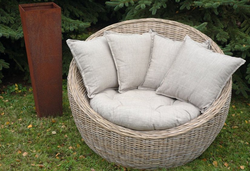 Ratanové křeslo LOVE SEAT pro dvě osoby – přírodní ratan, polstrování a 4 polštáře