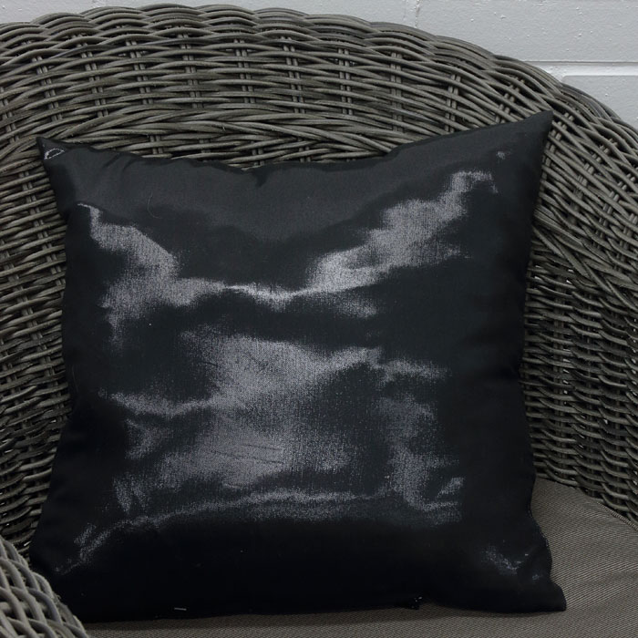 Cushion with filling - 45 x 45 cm