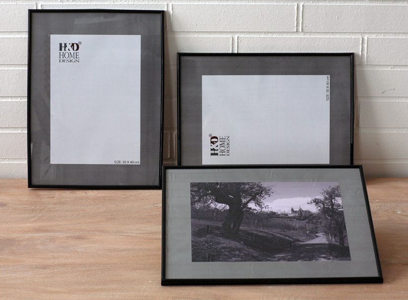 Frame - plastic, glass