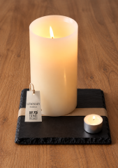 Svíčka s efektem svítícího lampionu – 10 × 20 cm