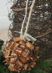 Hanging decoration - ball - fruit shells