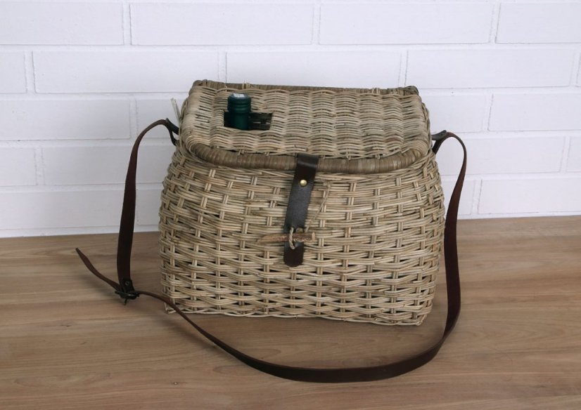 Basket - rattan - slimit