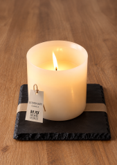 Svíčka s efektem svítícího lampionu – 13 × 13 cm