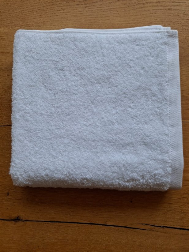 Hotel handtowel 50 x 100 cm, 550 gsm