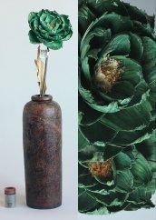 Decoration-celulose flowers