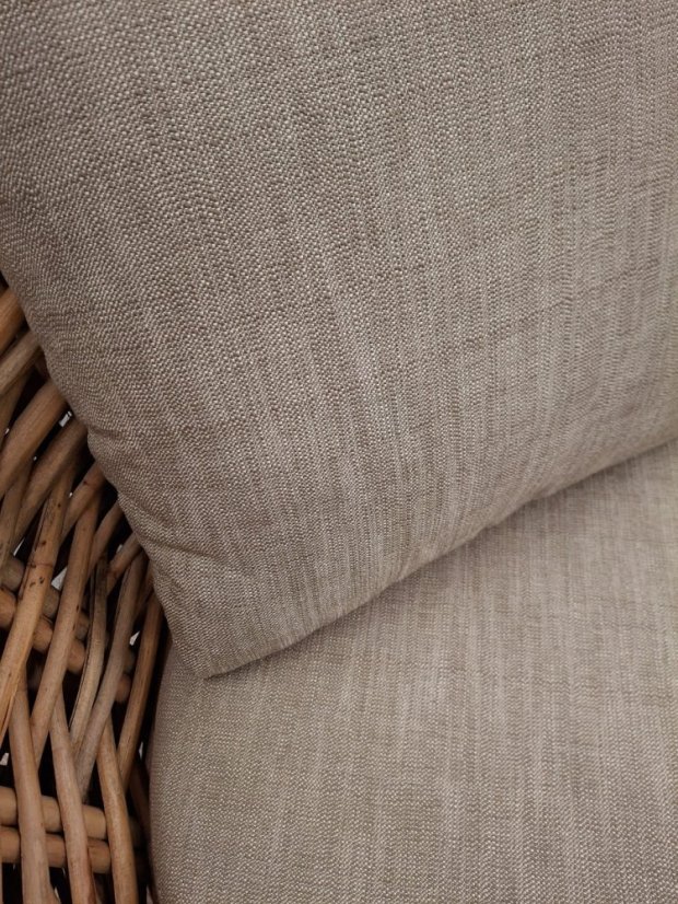 Křeslo vajíčko - přírodní ratan