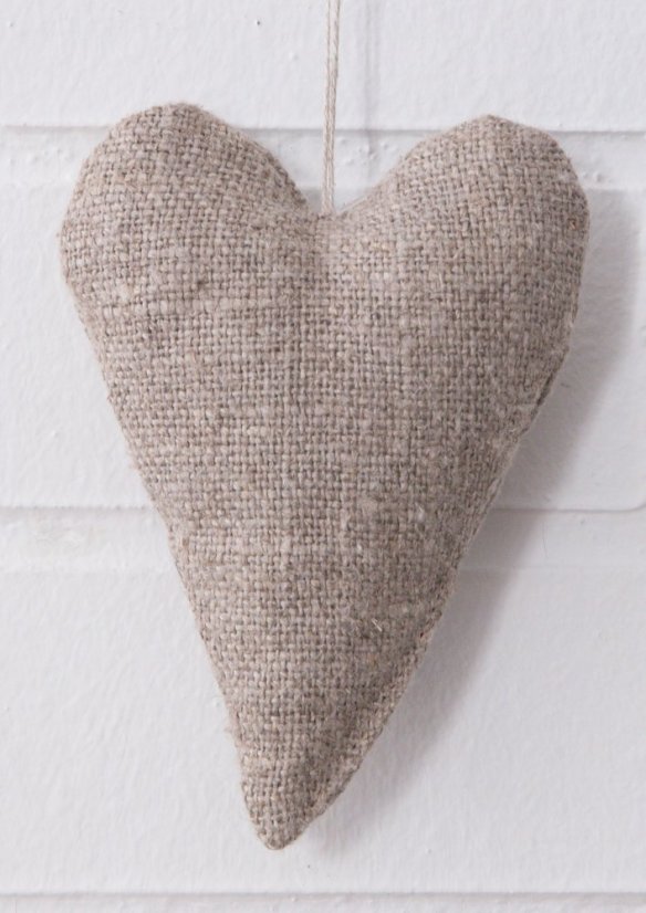Dekorace závěsná - srdíčko - 100% len