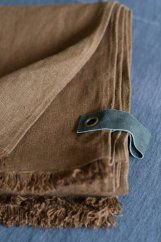 Blanket with leather strap - 100% linen