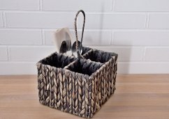 Cart divided cutlery