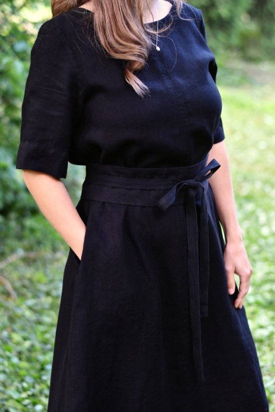 Dámské dlouhé šaty - 100% len - Velikost: 40