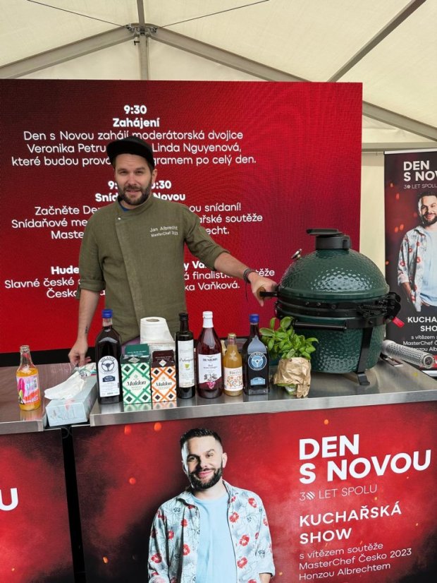 Custom-made chef's jacket - personalized with logo - Size: 3XL