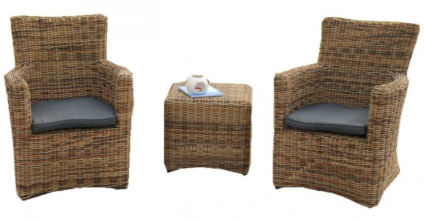 2x armchair  + coffee table